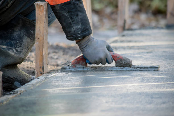Best Concrete Sidewalk Installation  in Wardsville, MO